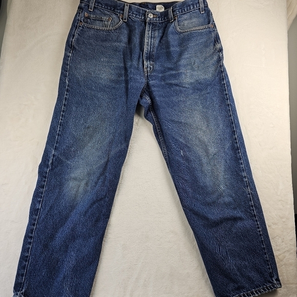 Levi's Other - Levi’s 550 Jeans Relaxed Fit W40 L30 medium blue wash slightly distressed